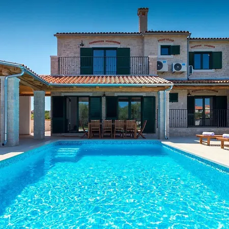 Holiday home Pomer