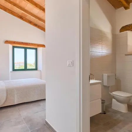 Holiday home Pomer